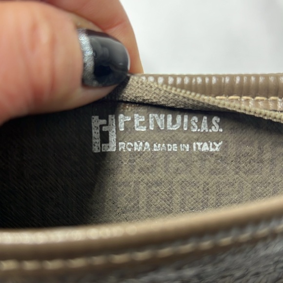 Fendi Vintage Small Double Compartment Crossbody Bag - Picture 9 of 13